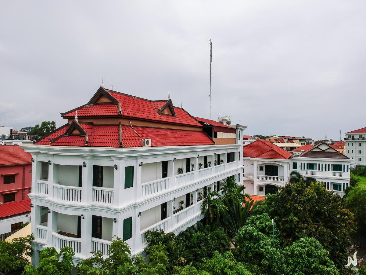 วัฒนา รีสอร์ต แอนด์ สปา Hotel เสียมราฐ ภายนอก รูปภาพ