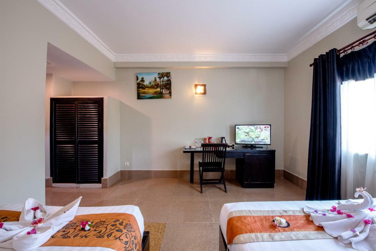 วัฒนา รีสอร์ต แอนด์ สปา Hotel เสียมราฐ ภายนอก รูปภาพ